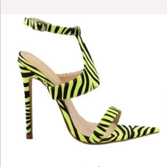 🌟🌟KLOE!🌟🌟 - Picture 2 of 3